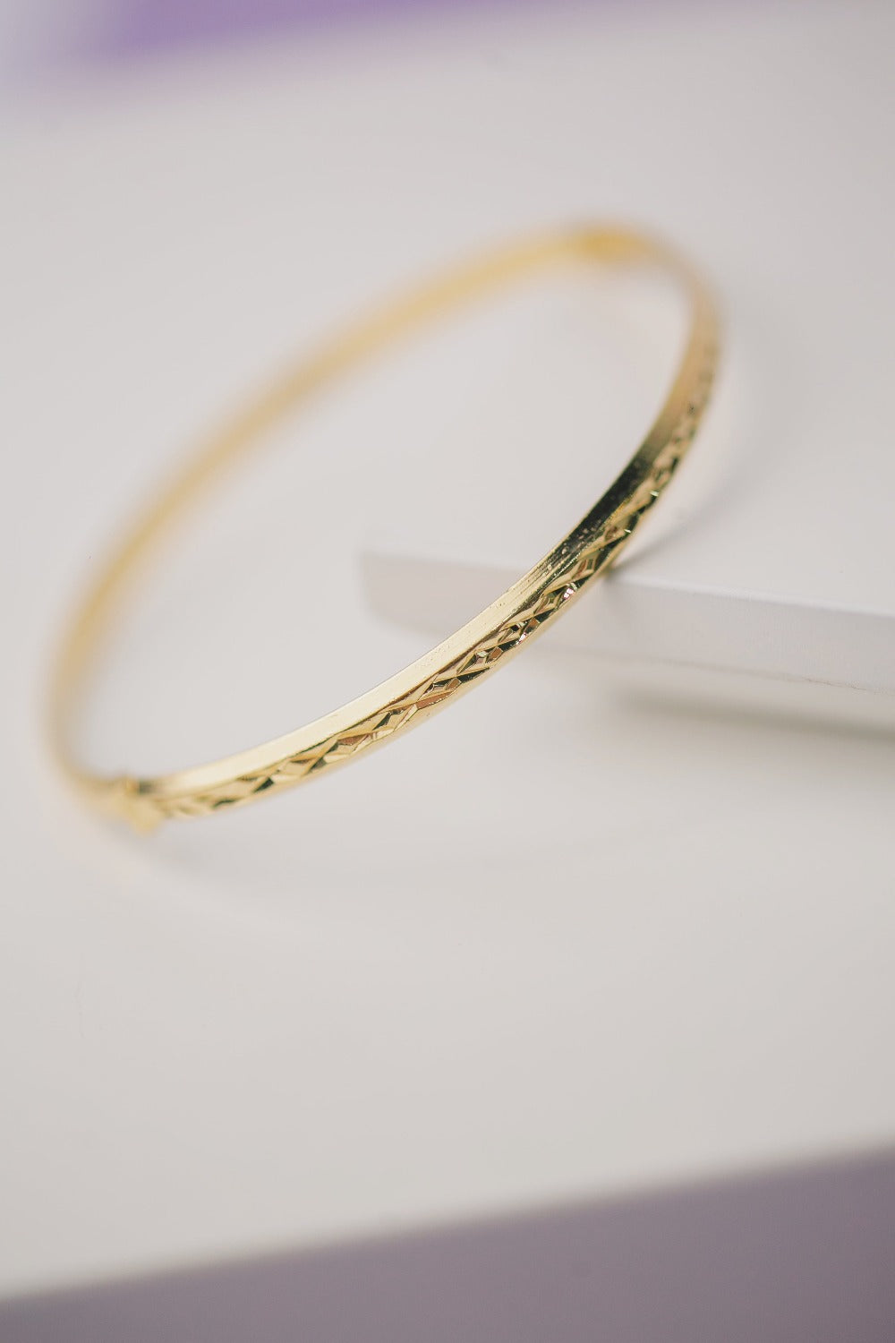 BRACELETE TRABALHADO FOLHEADA A OURO 18K