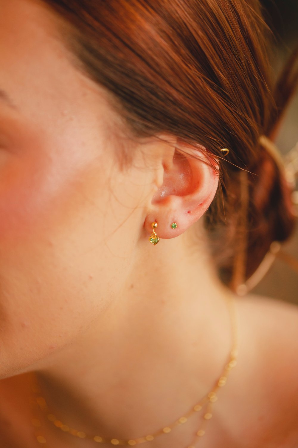 DUPLA BRINCO COM CORAÇÃO DE ZIRCÔNIA VERDE FOLHEADO A OURO 18K