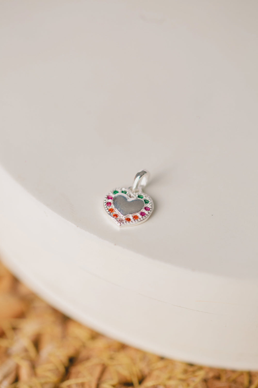 PINGENTE DE PRATA CORAÇÃO COLORIDO
