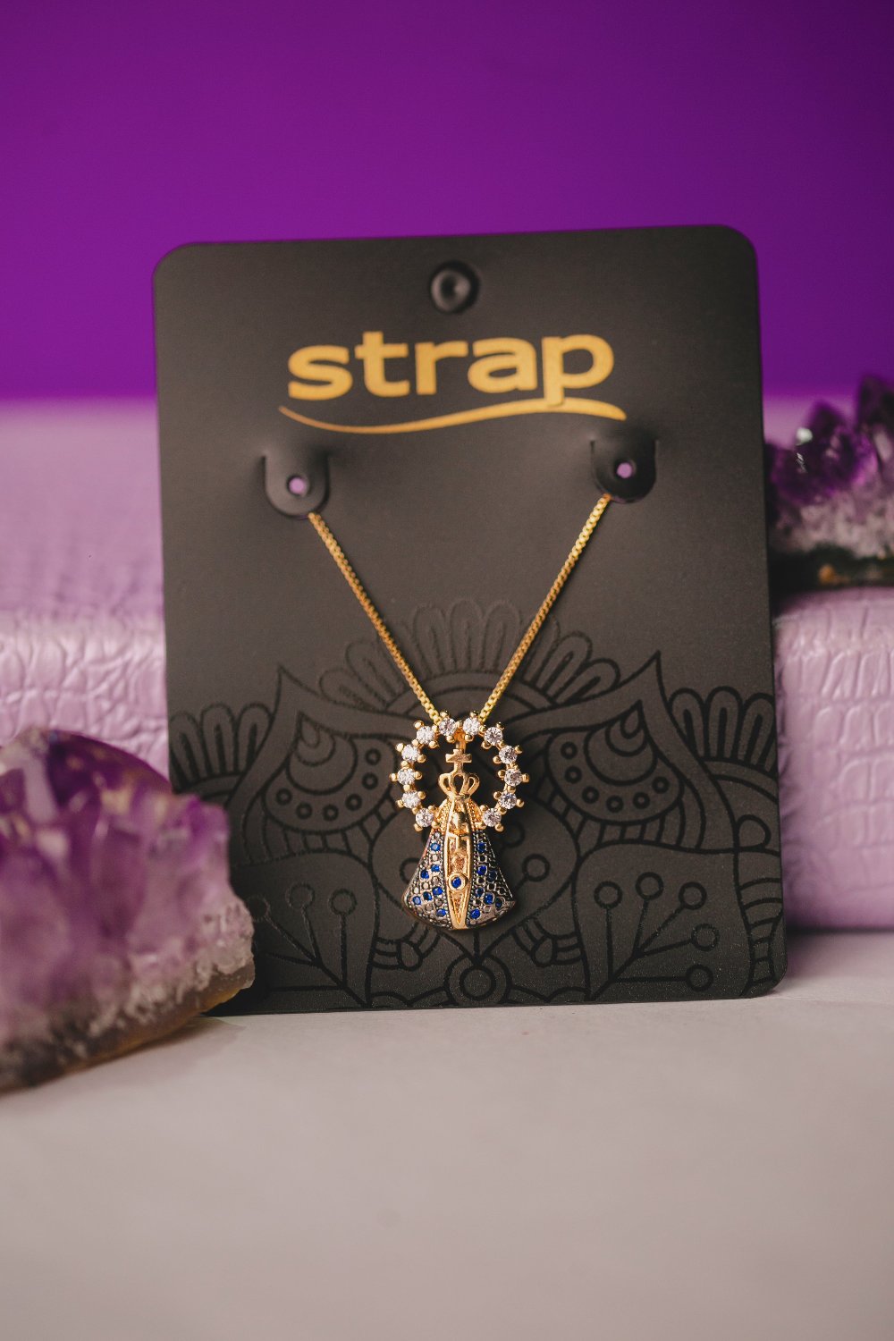 COLAR NOSSA SENHORA CRAVEJADO FOLHEADO A OURO 18K