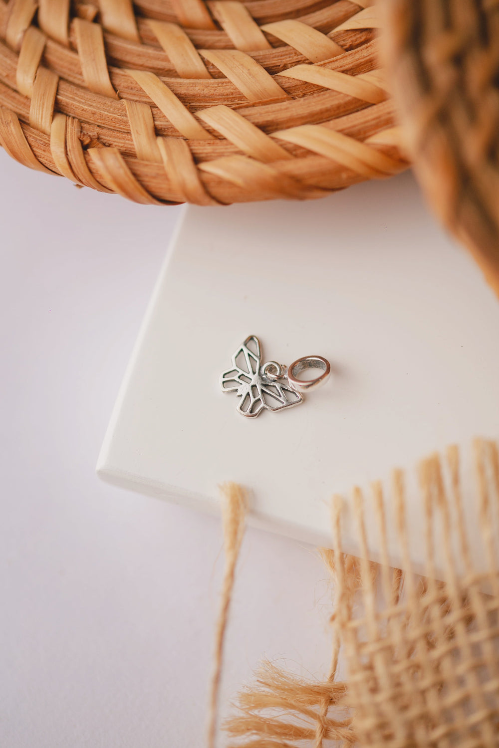 PINGENTE DE PRATA BORBOLETA TRIBAL