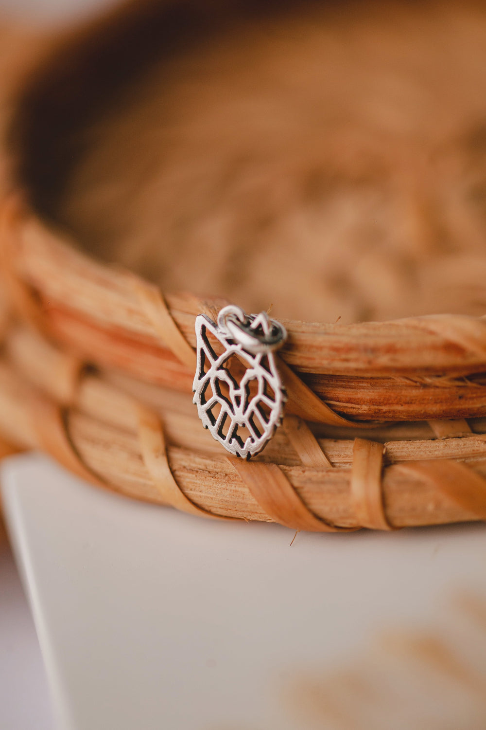 PINGENTE DE PRATA LOBO TRIBAL