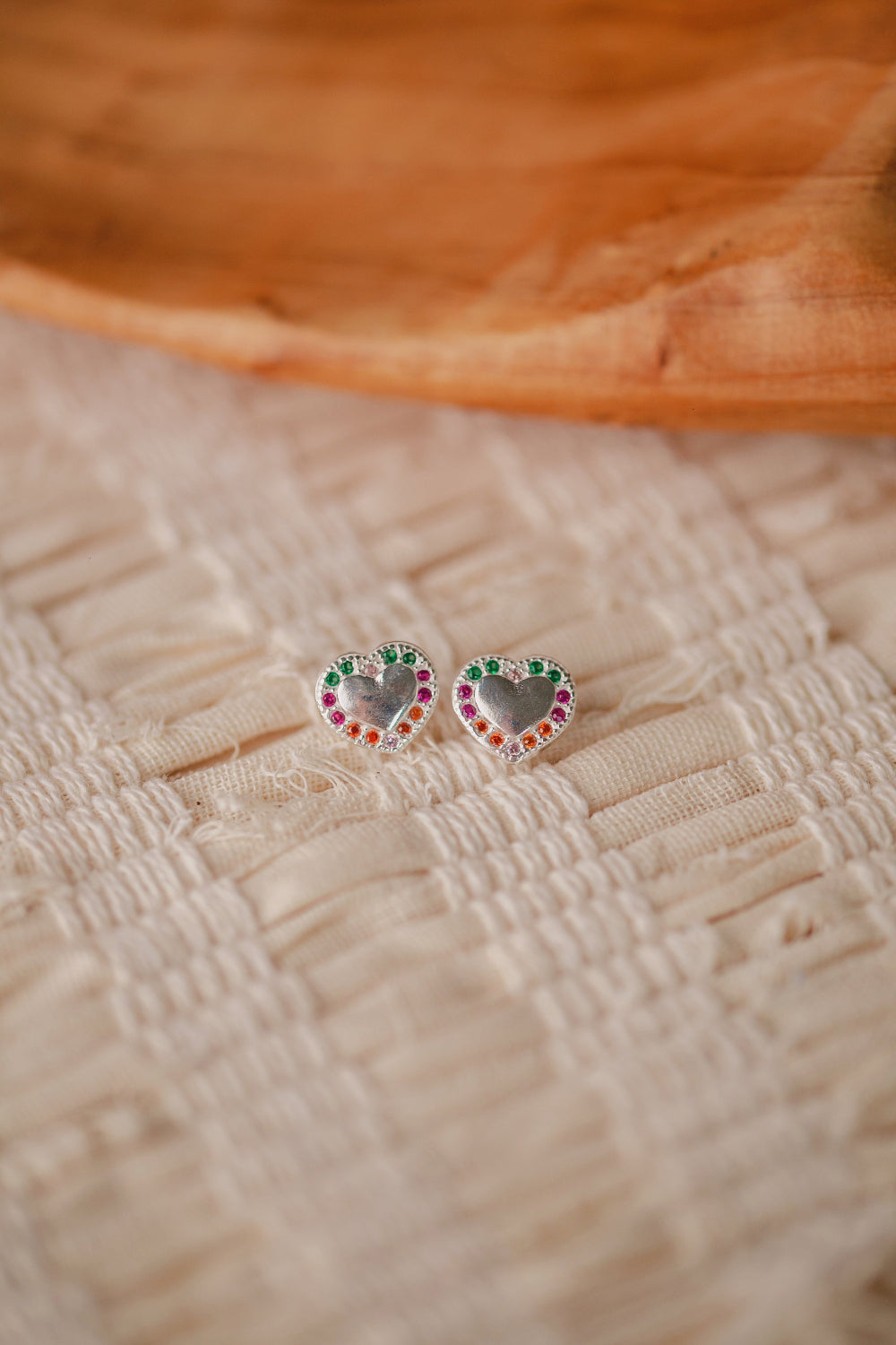 BRINCO DE PRATA CORAÇÃO COLOR