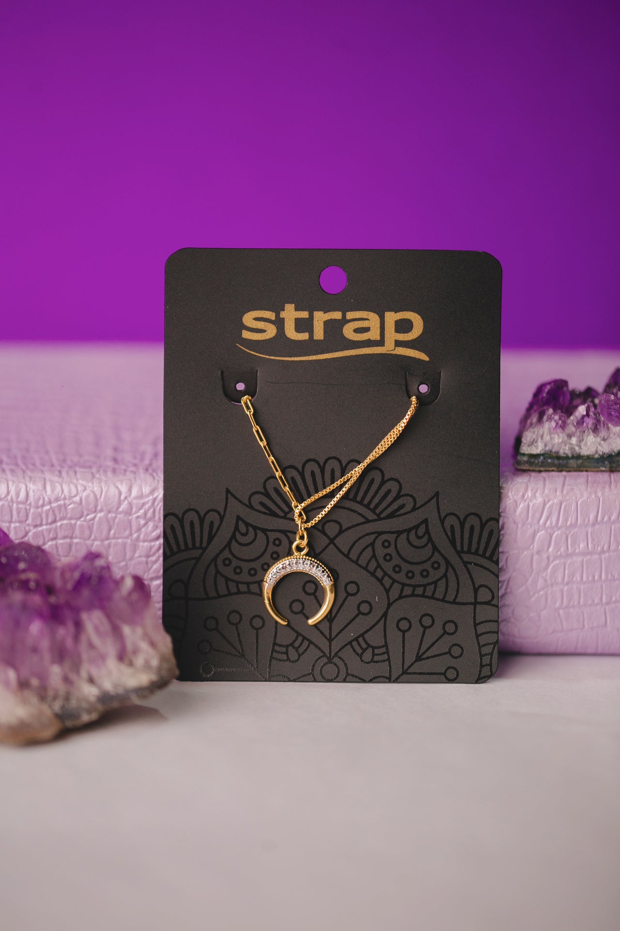 PULSEIRA LUA CRAVEJADA FOLHEADA A OURO 18K