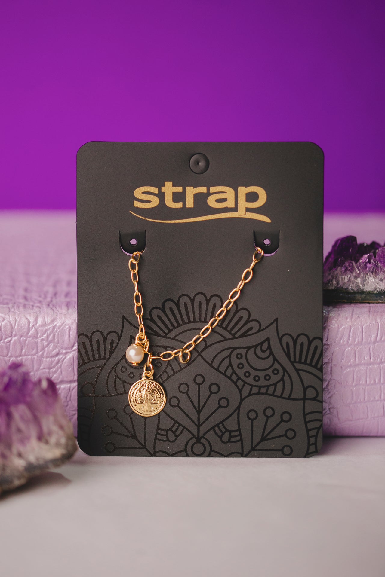 PULSEIRA SÃO BENTO COM PÉROLA FOLHEADO A OURO 18K