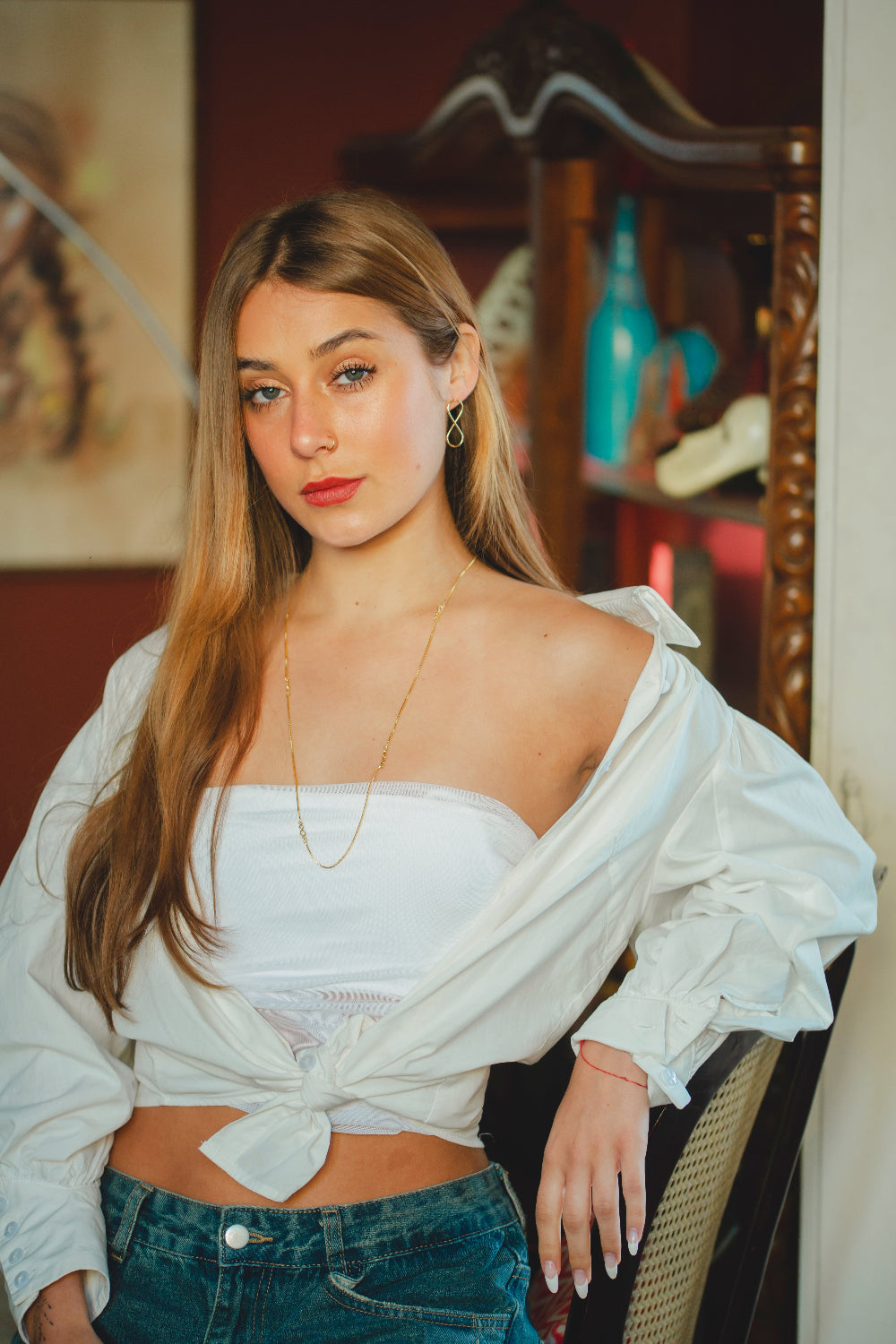 BRINCO INFINITO LISO FOLHEADO A OURO 18K