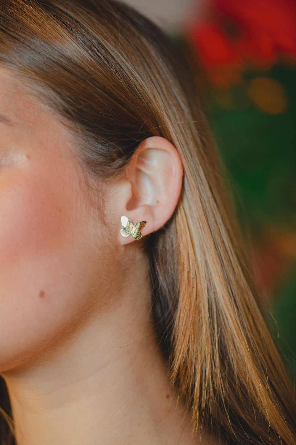 BRINCO BORBOLETA DETALHADA FOLHEADO A OURO 18K