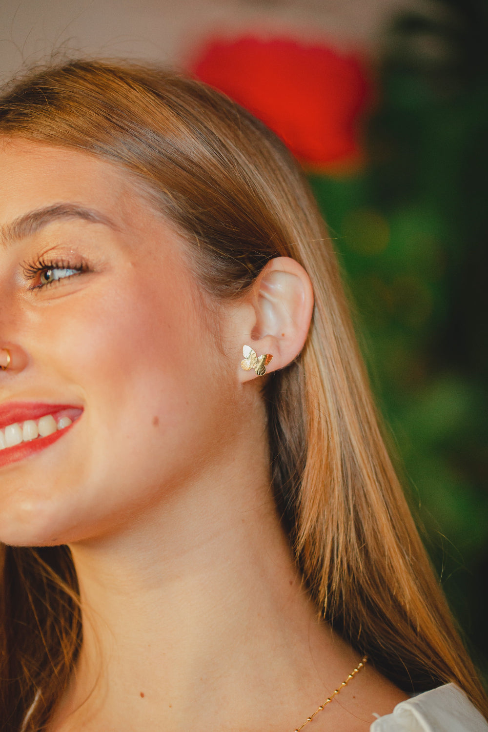 BRINCO BORBOLETA DETALHADA FOLHEADO A OURO 18K