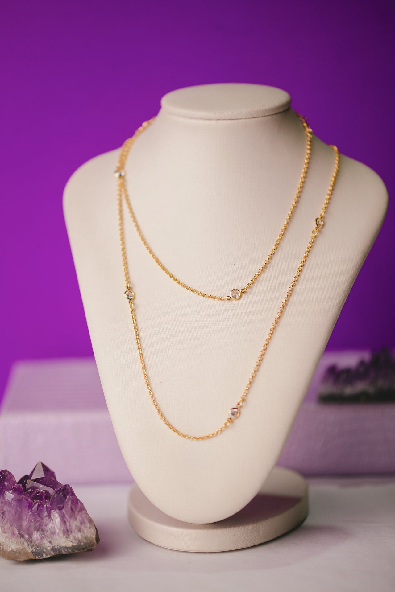 COLAR COM ZIRCÔNIAS FOLHEADO A OURO 18K