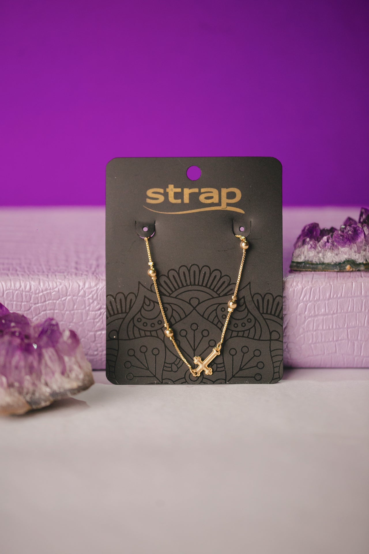 PULSEIRA CRUZ COM BOLINHAS FOLHEADA A OURO 18K