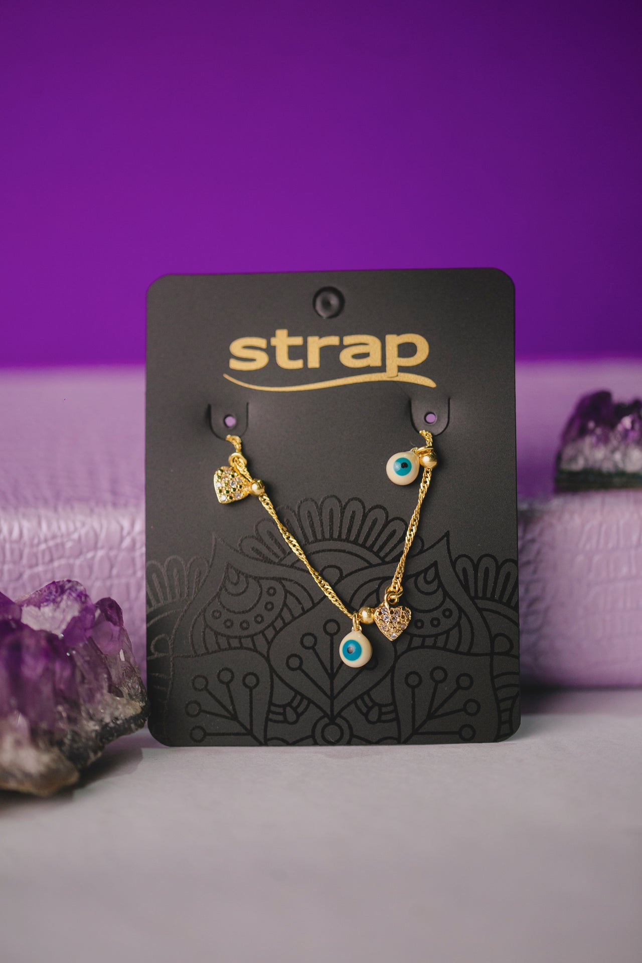 PULSEIRA OLHO GREGO COM CORAÇÕESFOLHEADO A OURO 18K