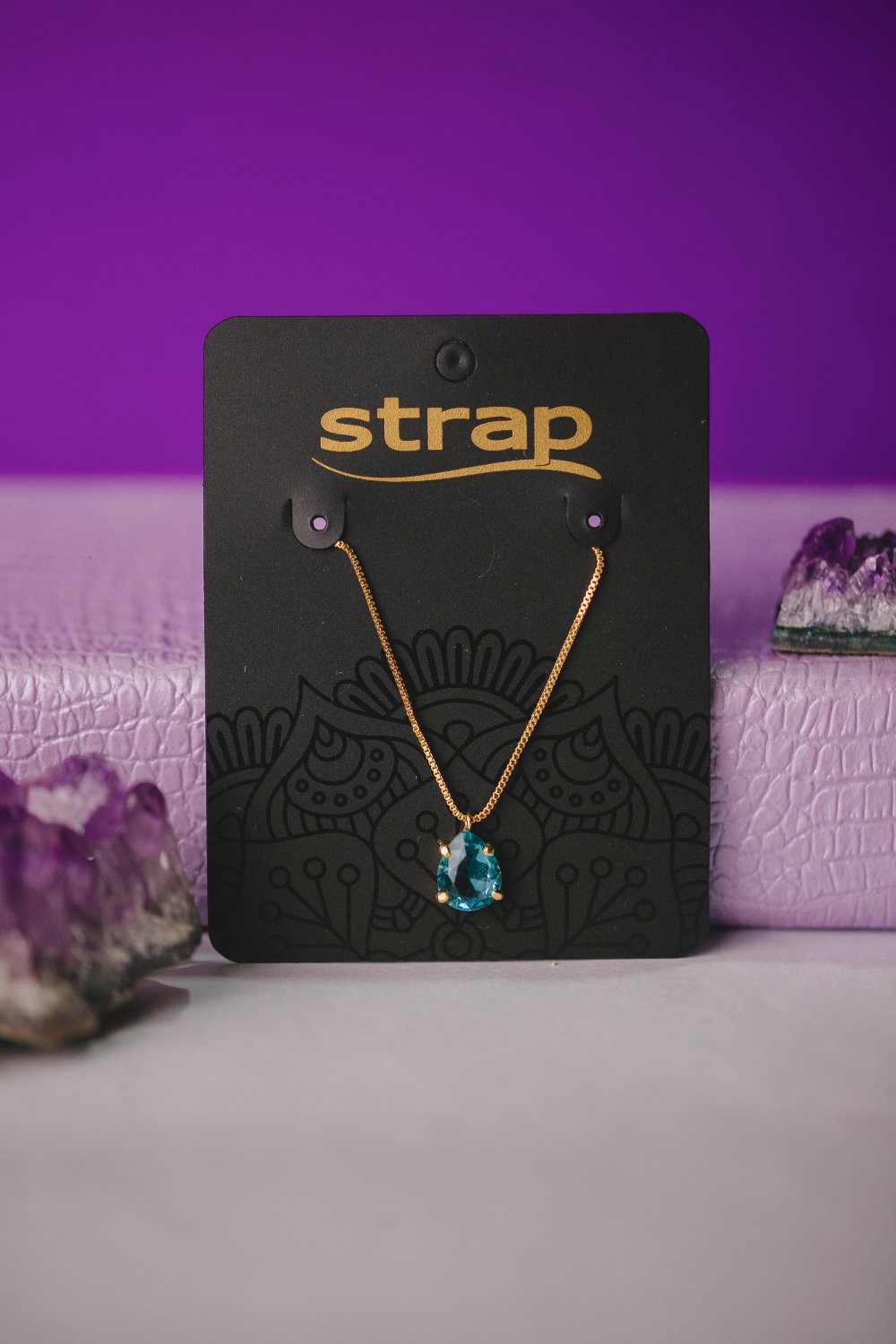 COLAR PEDRA AZUL FOLHEADO A OURO 18K