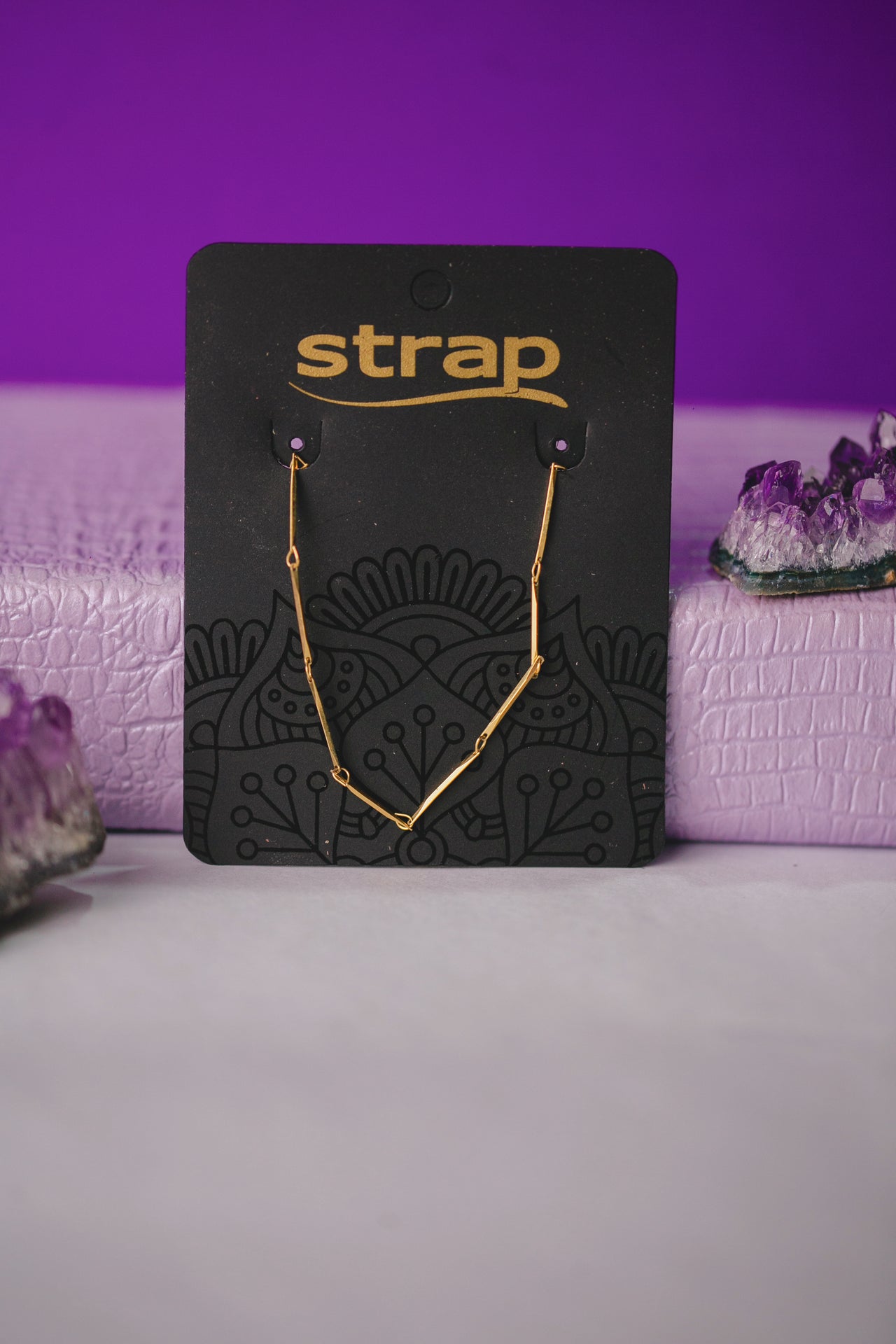 COLAR CHOKER FININHO FOLHEADO A OURO 18K