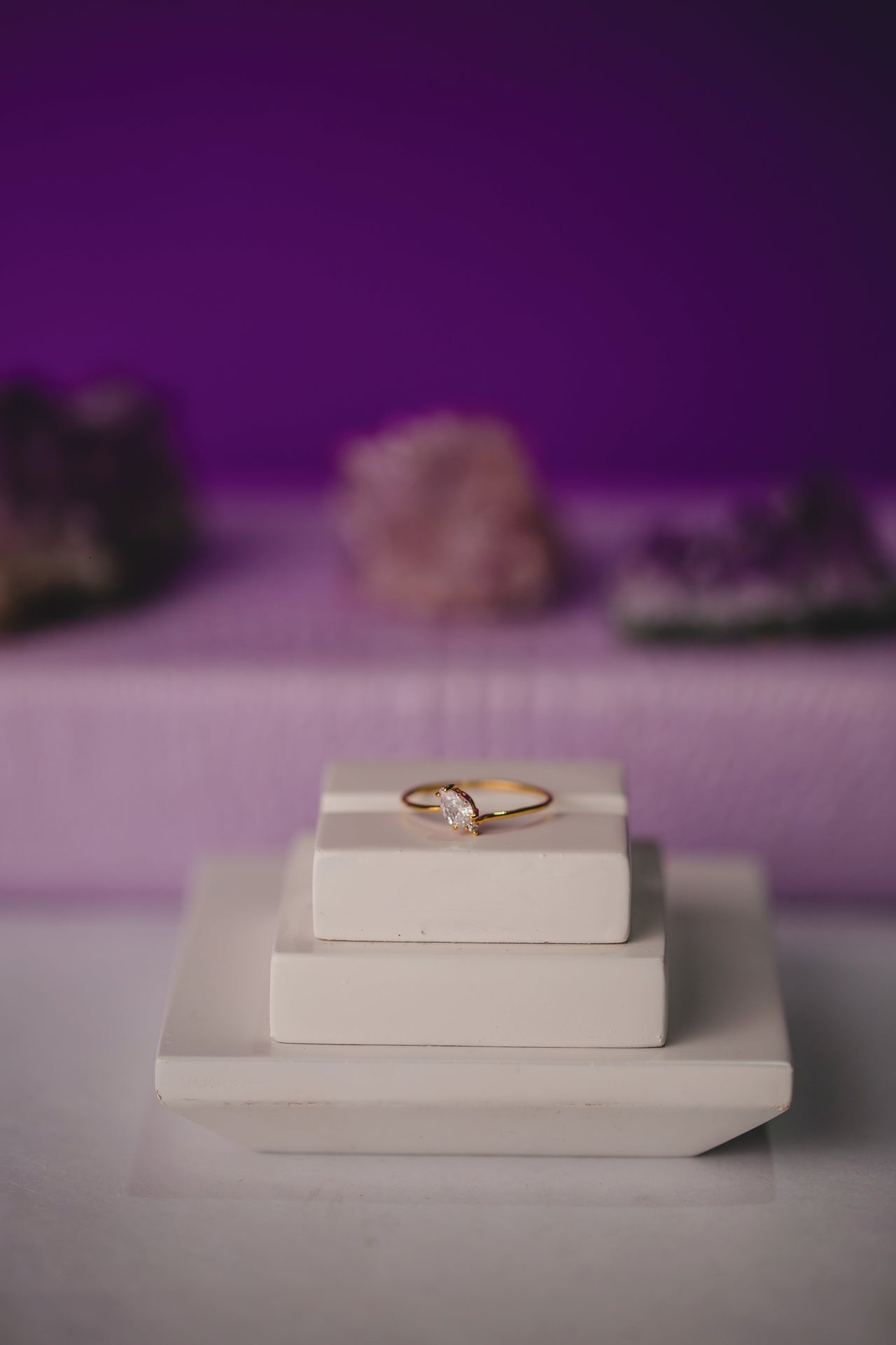 ANEL ZIRCÔNIA GOTA FOLHEADO A OURO 18K