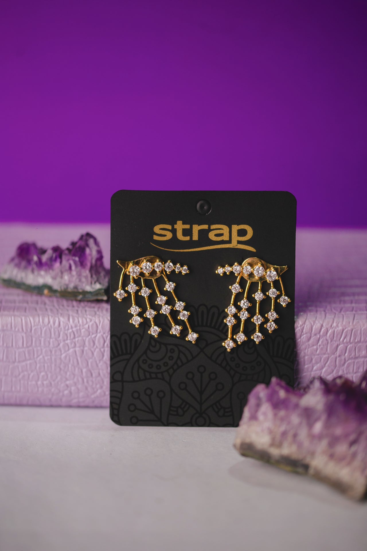 BRINCO ZIRCÔNIAS 2 EM 1 FOLHEADO A OURO 18K