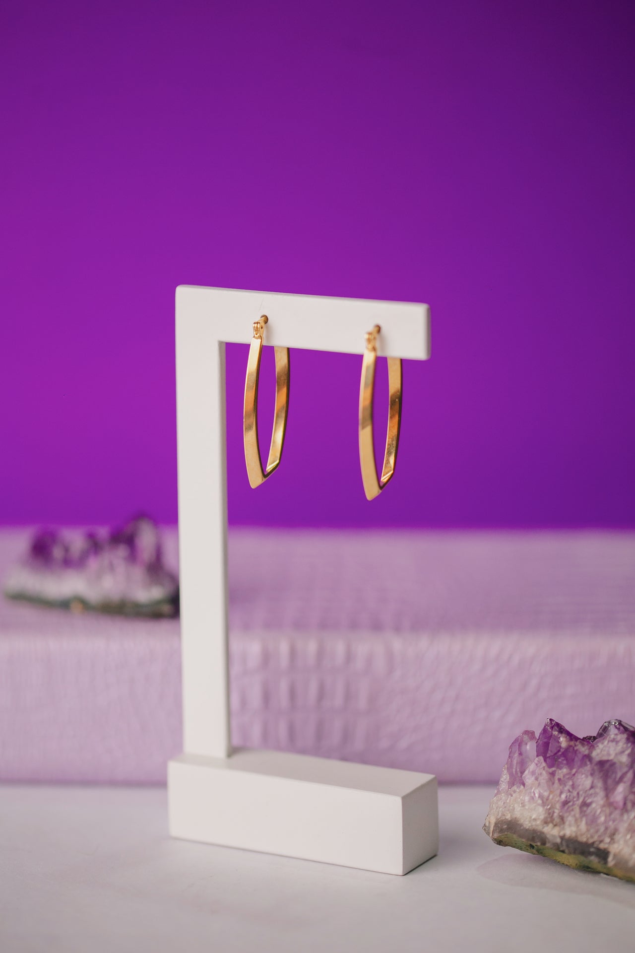 BRINCO ARGOLA LISO FOLHEADO A OURO 18K