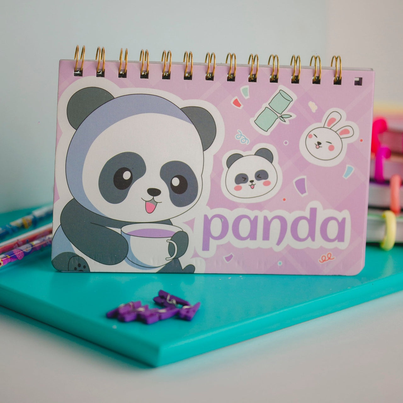 CADERNO PANDA OI FOFA