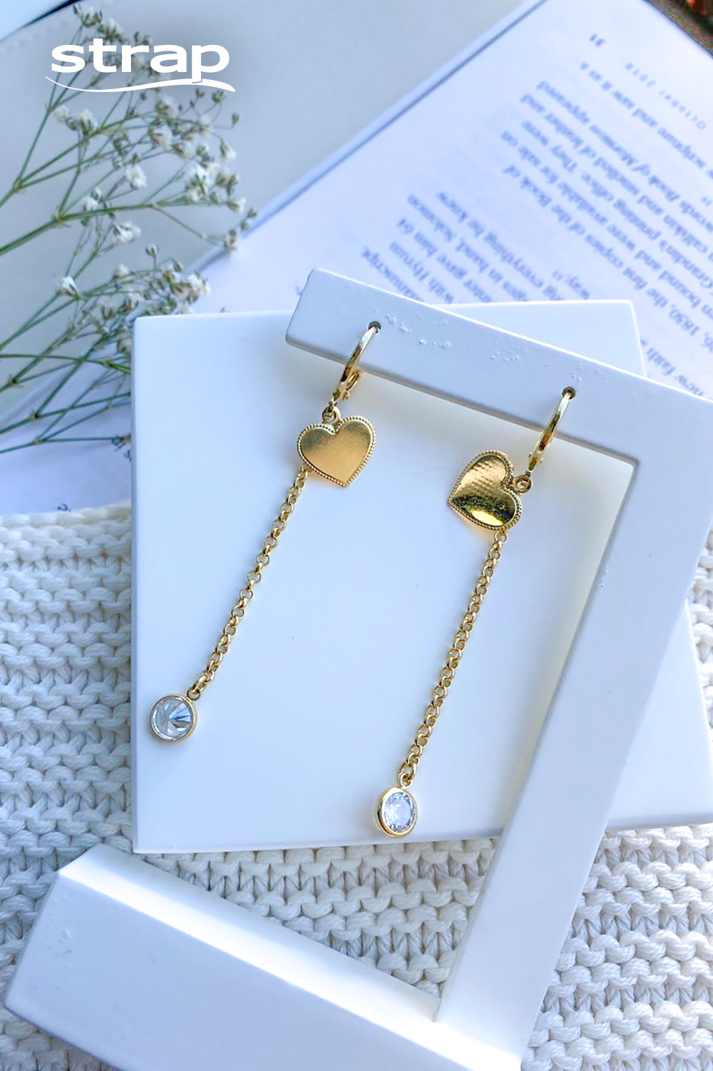 BRINCO DE ARGOLA FECHADA COM CORAÇÃO E CORRENTE COM ZIRCÔNIA FOLHEADO A OURO 18K