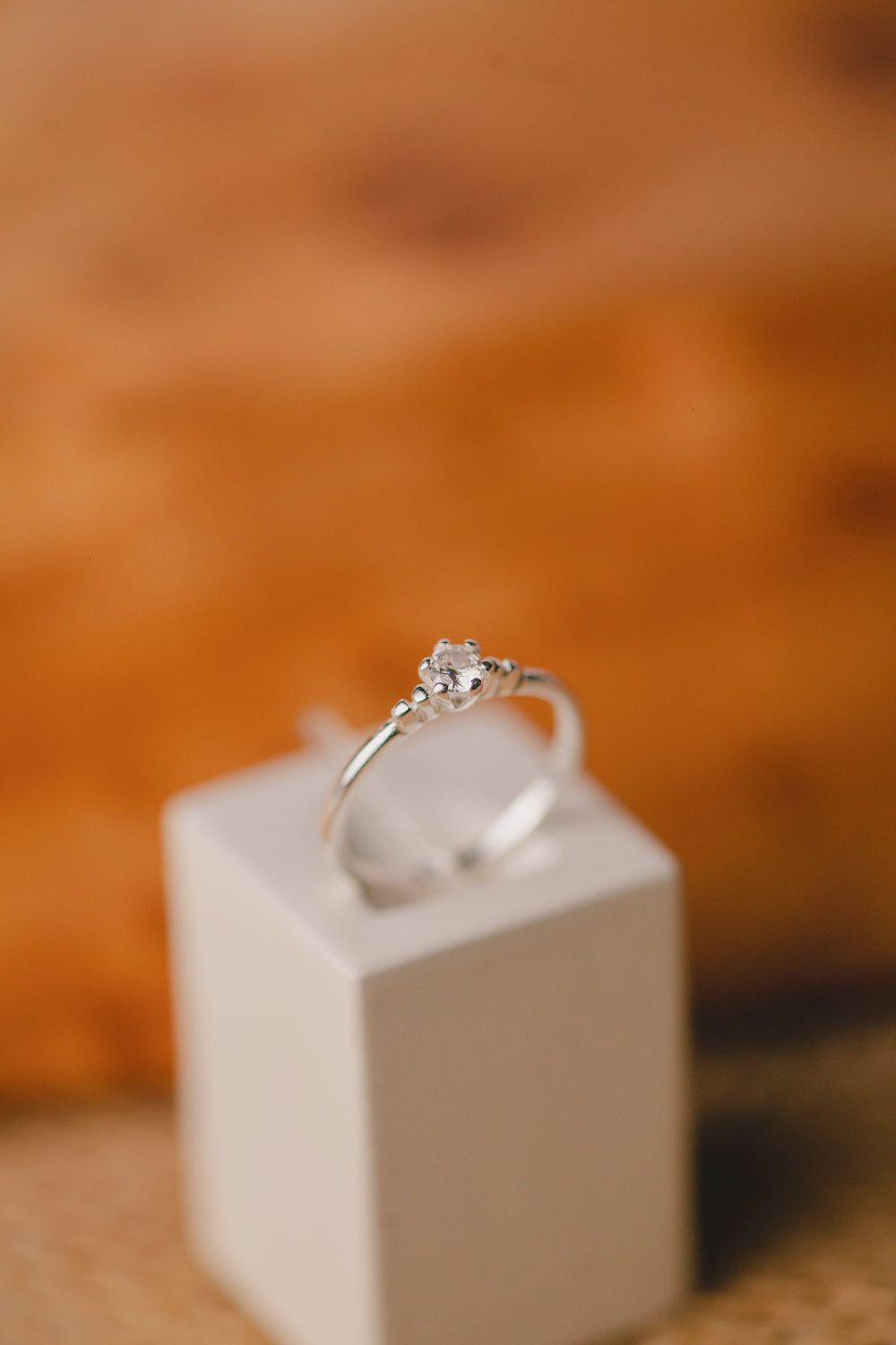 ANEL DE PRATA COM ZIRCONIA