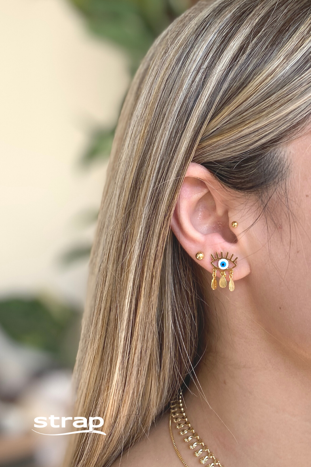 BRINCO OLHO GREGO COM LAGRIMA FOLHEADO A OURO 18K