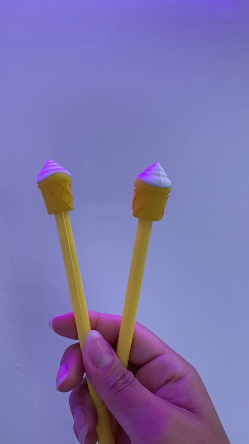CANETA CUPCAKE  OI FOFA