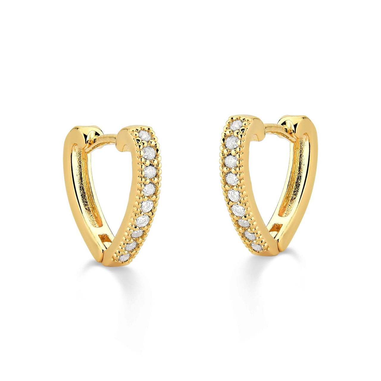 BRINCO DE ARGOLA FINA DE CORAÇÃO MEDIO CRAVEJADA DE ZIRCONIAS CRISTAIS FOLHEADO A OURO 18K