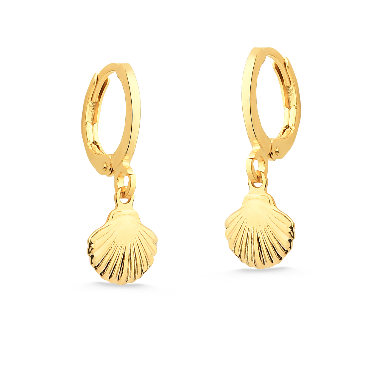 BRINCO DE ARGOLA FECHADA COM CONCHA DO MAR FOLHEADA A OURO 18K
