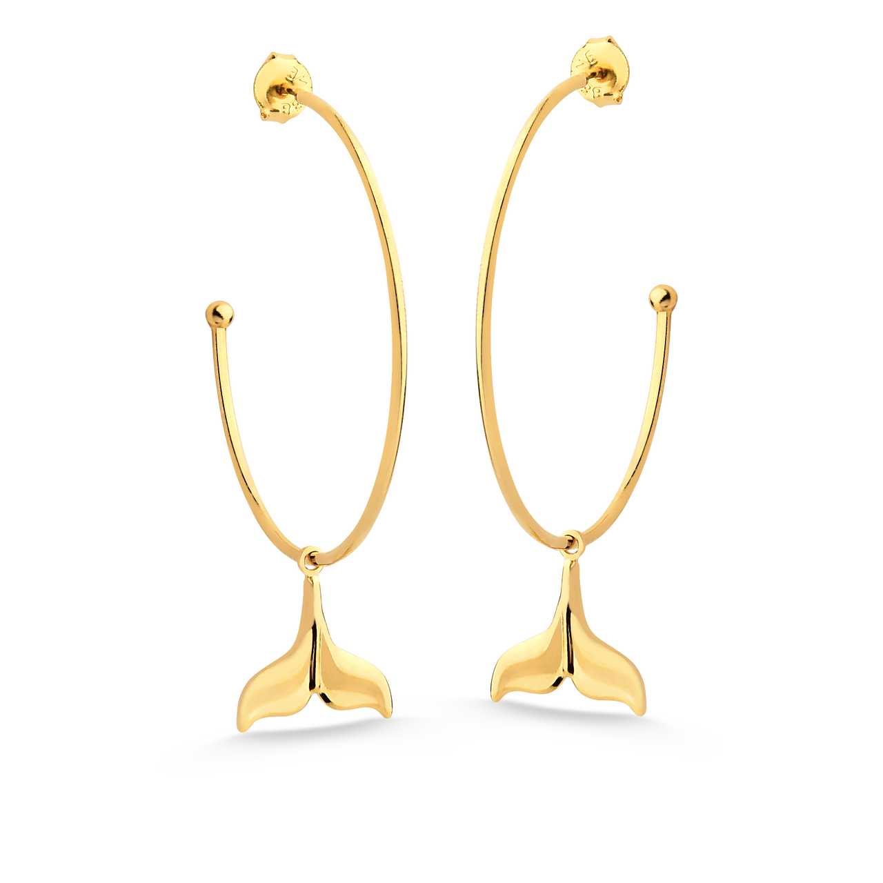 BRINCO DE ARGOLA MÉDIA COM PINGENTE DE RABO DA SEREIA FOLHEADO A OURO 18K
