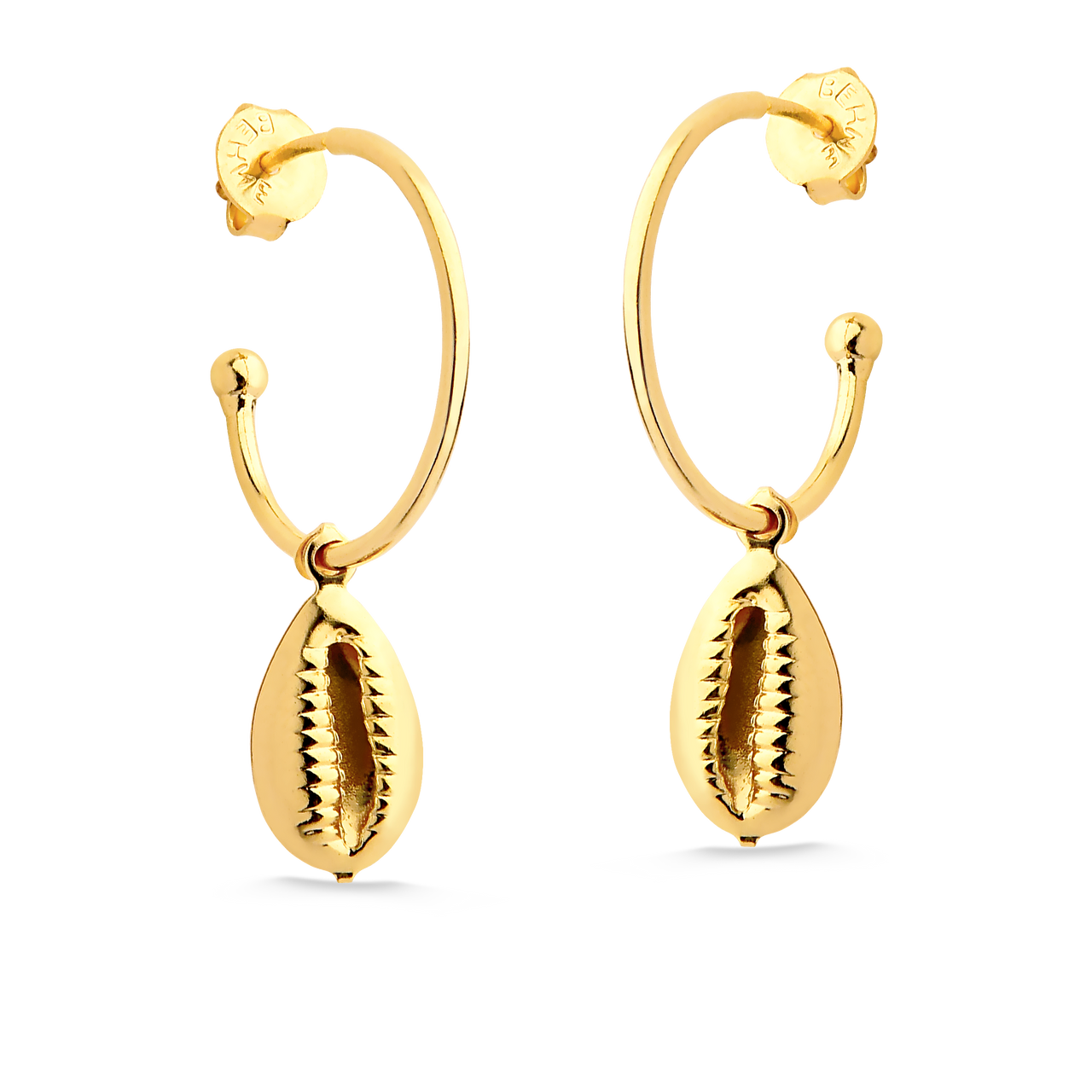 BRINCO DE ARGOLA PEQUENA COM BÚZIOS FOLHEADO A OURO 18K