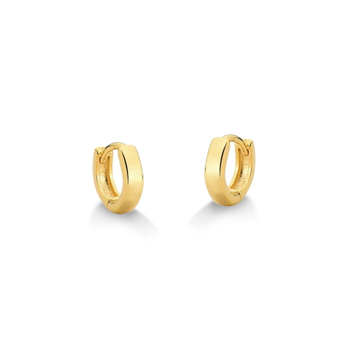 BRINCO DE ARGOLA LISA COM CLICK PEQUENO FOLHEADO A OURO 18K