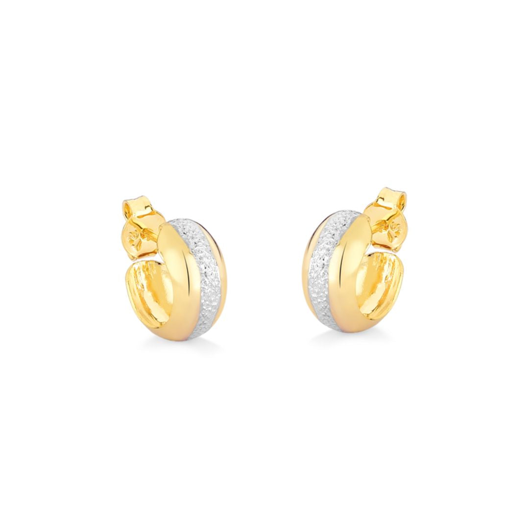 BRINCO DE ARGOLA MEDIA COM DETALHE DE RODIO FOLHEADA A OURO 18K