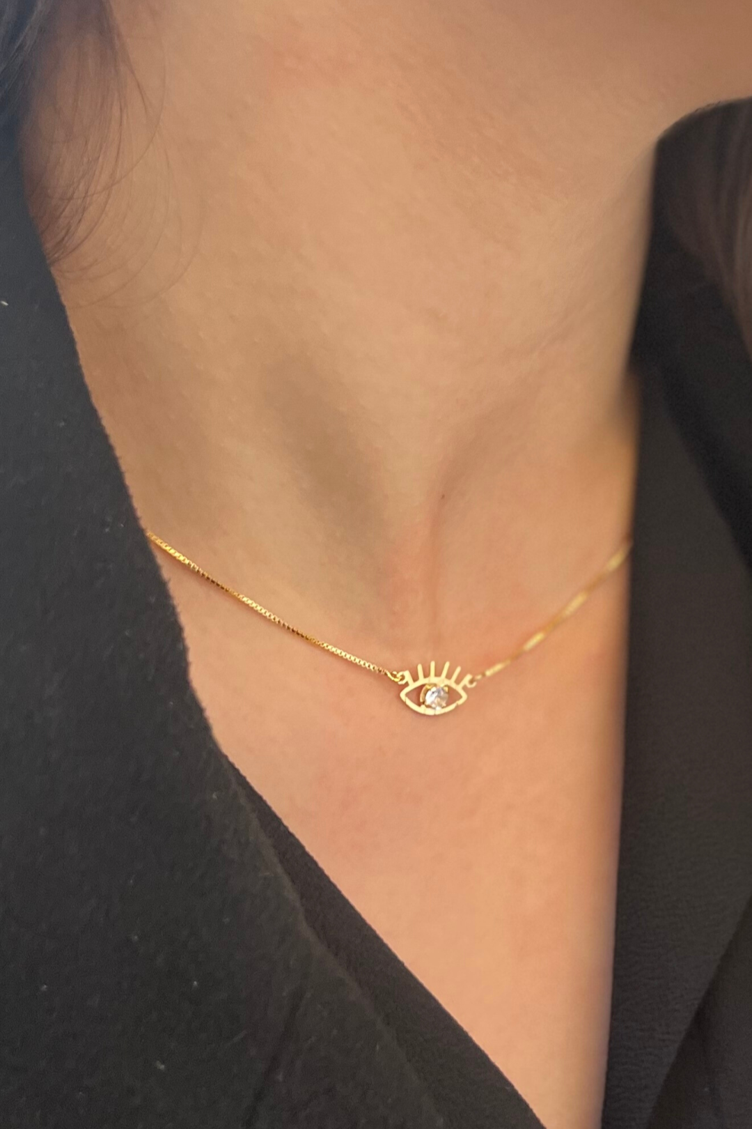 COLAR OLHO COM CILIOS FOLHEADO A OURO 18K