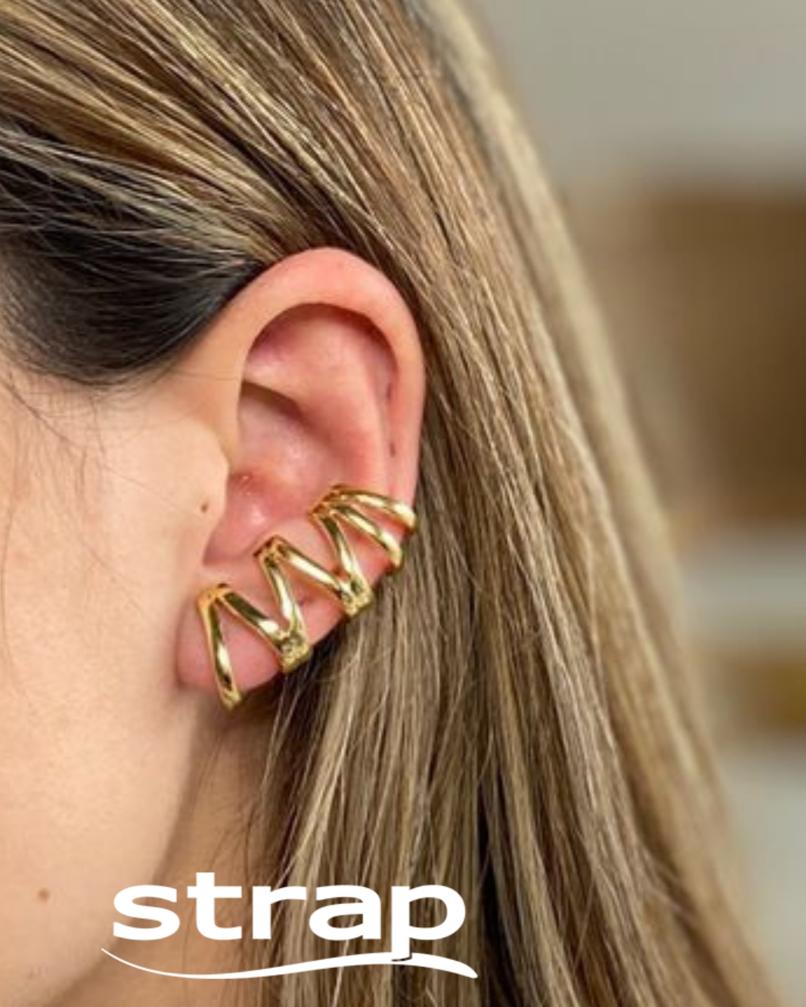 BRINCO PIERCING COM SETE ELOS LISOS FOLHEADO A OURO 18K