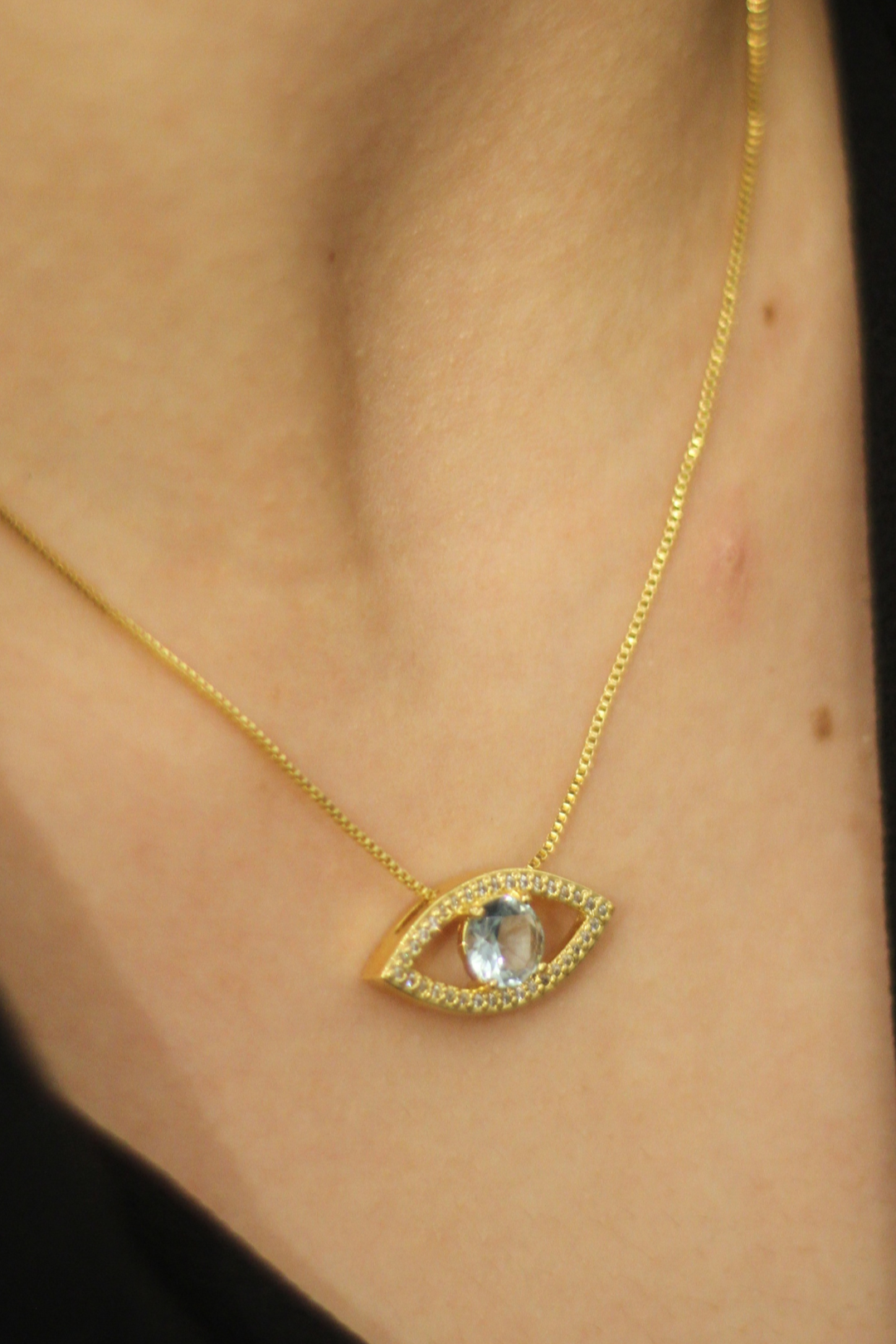COLAR OLHO ZIRCONIA AZUL FOLHEADO A OURO 18K