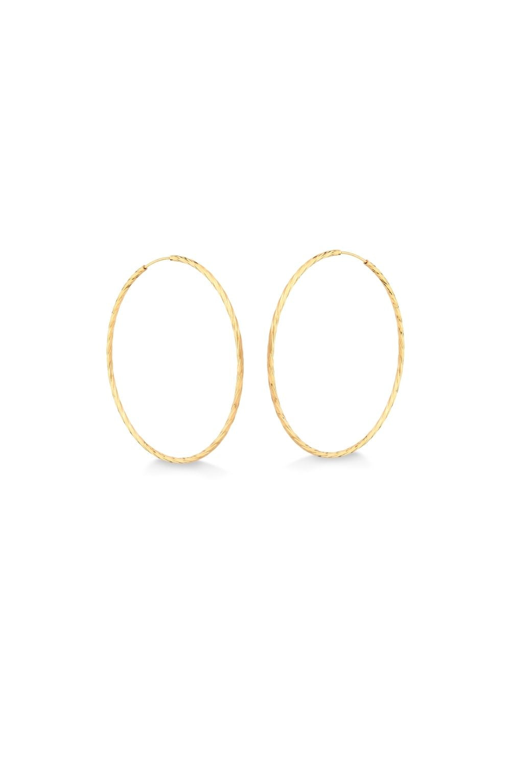 BRINCO DE ARGOLA FECHADA EM TUBO TORCIDO COM 3 CM DE DIÂMETRO FOLHEADO A OURO 18K