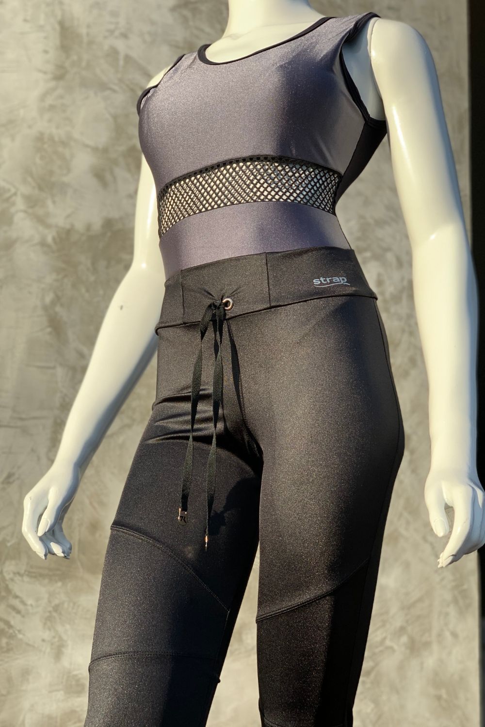 LEGGING CIRRÊ COM CADARÇO NA CINTURA
