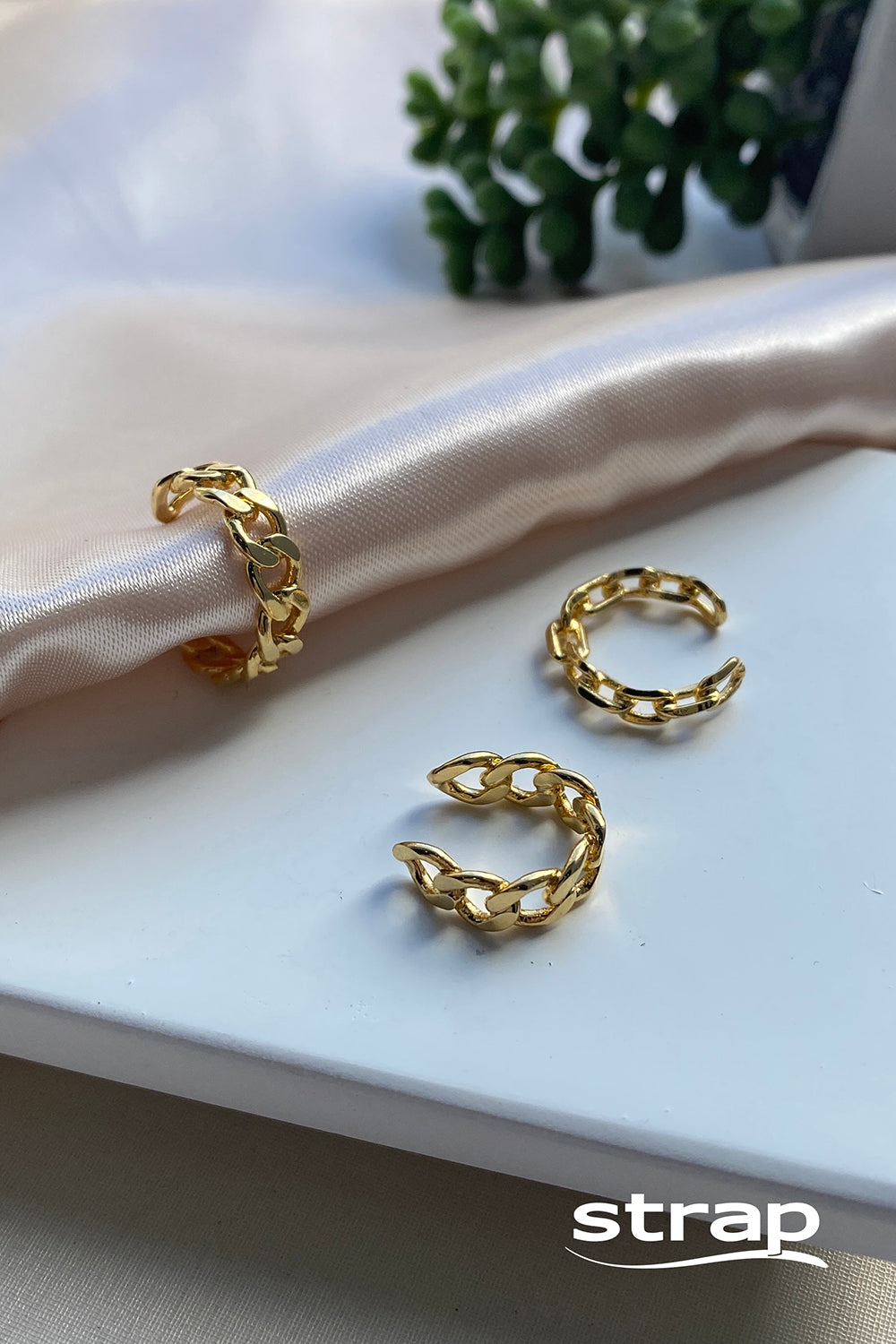 BRINCO PIERCING DE PRESSÃO EM ELO ITALIANO PEQUENO FOLHEADO A OURO 18K