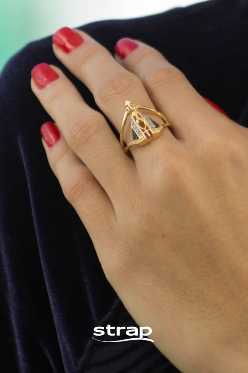 ANEL N. SENHORA APARECIDA CRAVEJADO DE ZIRCÔNIA FOLHEADO A OURO 18K