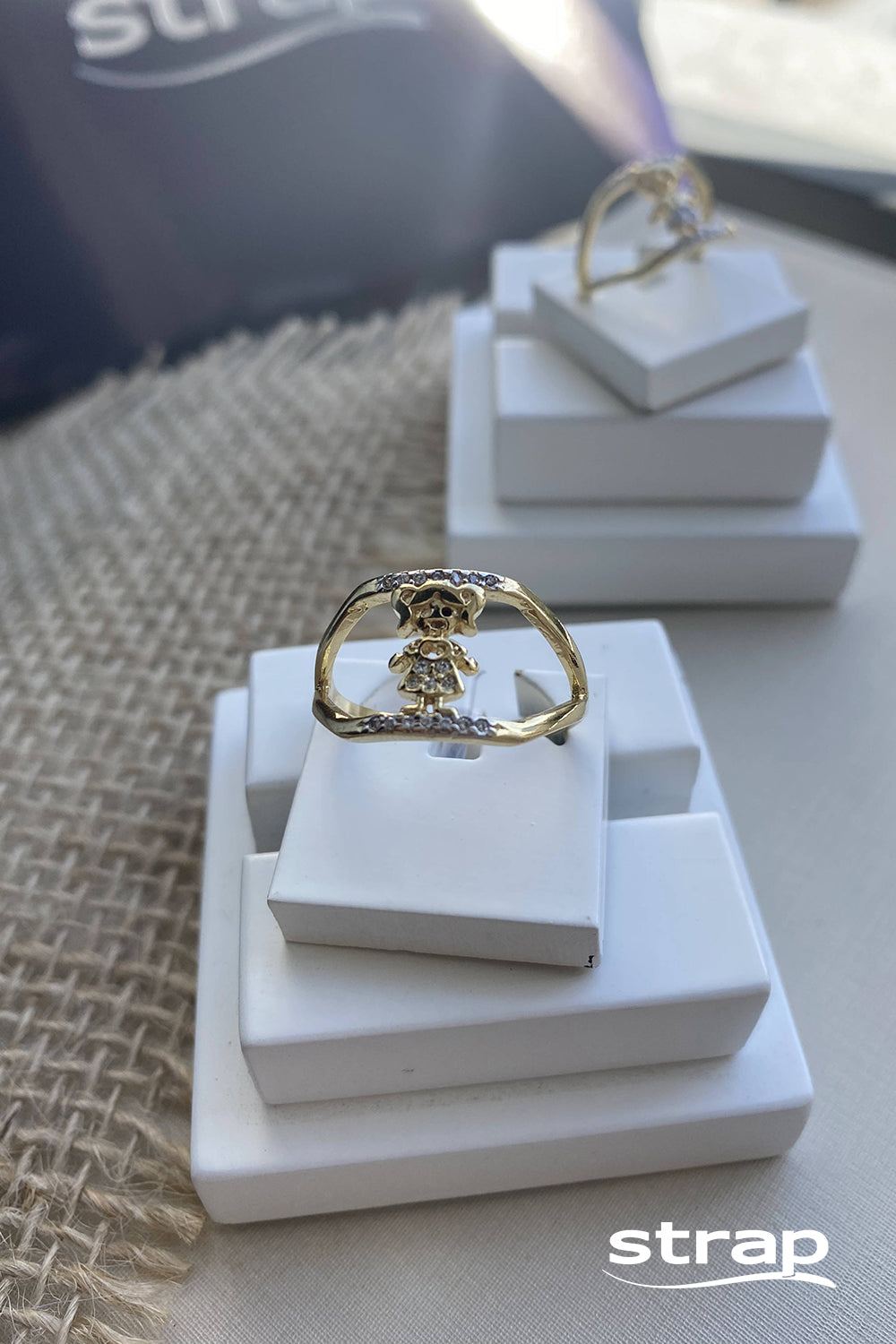 ANEL MENINA FOLHEADO A OURO 18K
