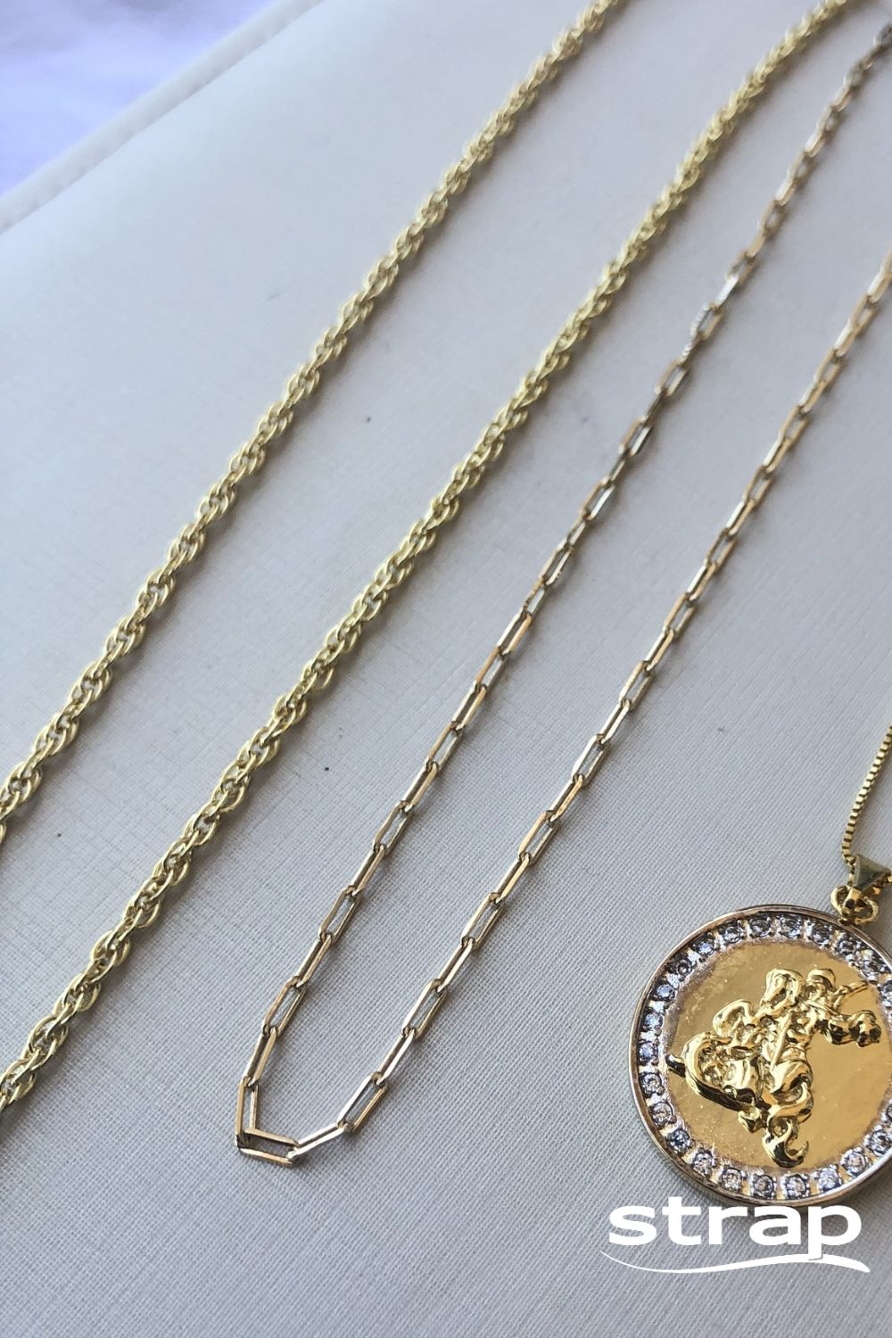CORRENTE ELO TORCIDO 45 CM FOLHEADA A OURO 18K