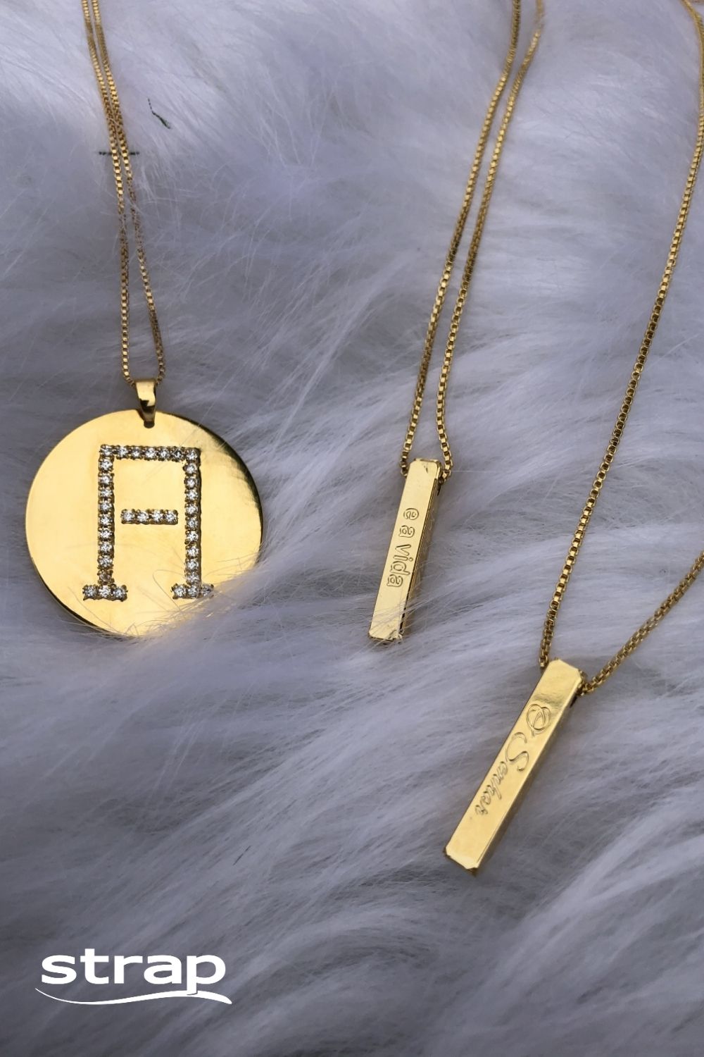 COLAR "TUDO POSSO NAQUELE QUE ME FORTALECE" - FILIPENSES 4:13 FOLHEADO A OURO 18K
