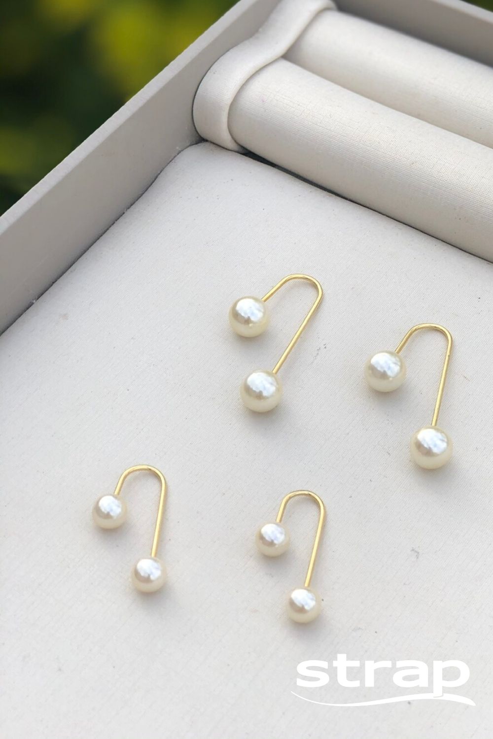 BRINCO DE PÉROLA PIERCING PEQUENO FOLHEADO A OURO 18K