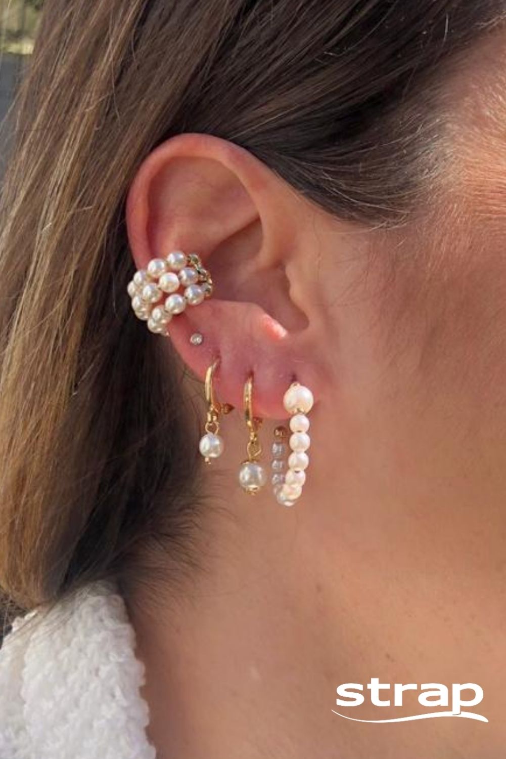 BRINCO DE ARGOLA COM UMA PÉROLA FOLHEADO A OURO 18K