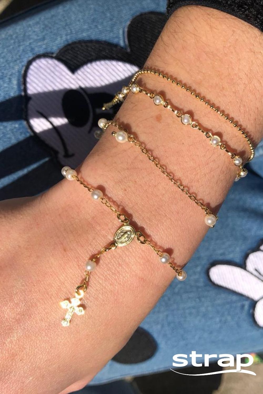 PULSEIRA TERÇO COM PÉROLAS MÉDIAS FOLHEADA A OURO 18K