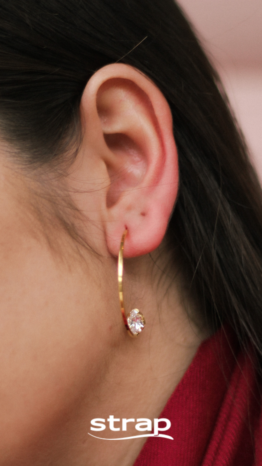BRINCO DE ARGOLA 6 CM DE DIÂMETRO COM ZIRCÔNIA FOLHEADO A OURO 18K