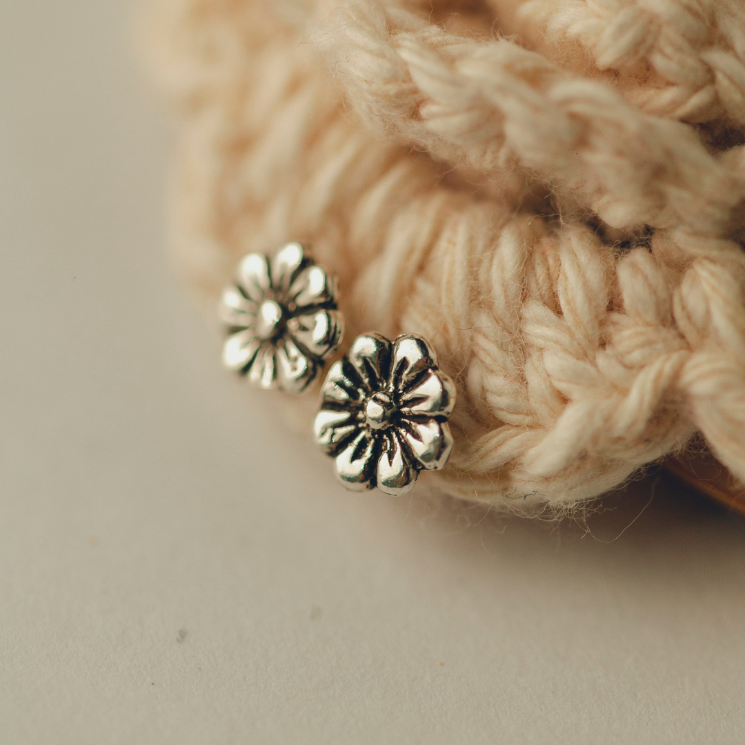 BRINCO DE PRATA 925 ENVELHECIDA GIRASSOL