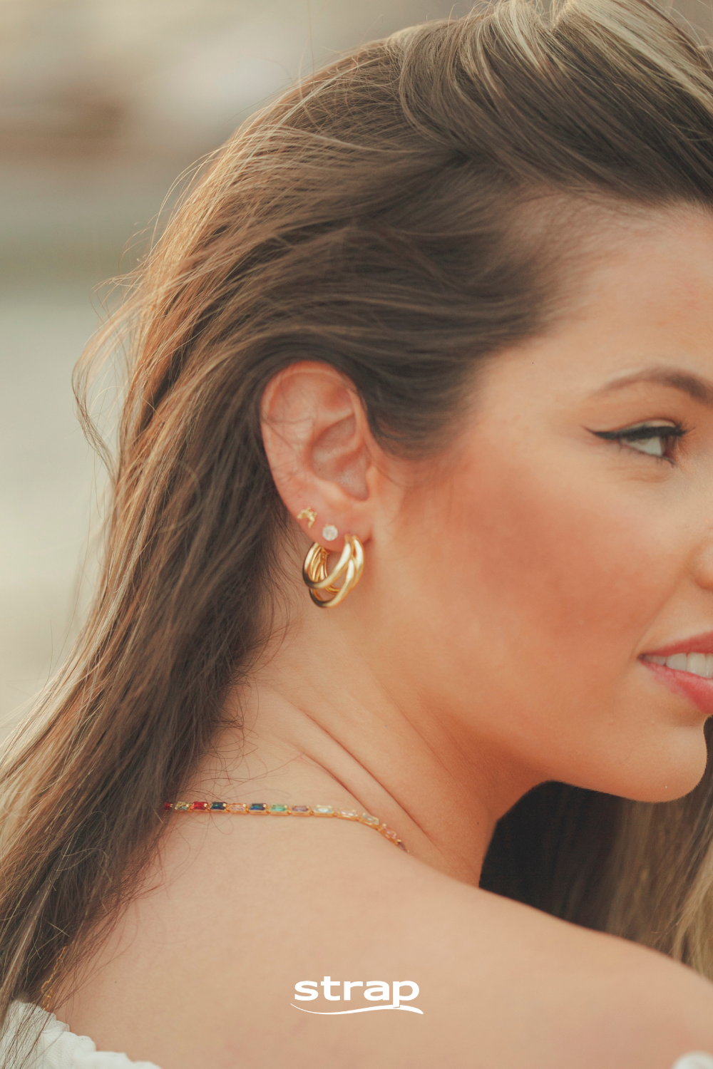 BRINCO DE ARGOLA DUPLA FOLHEADO A OURO 18K