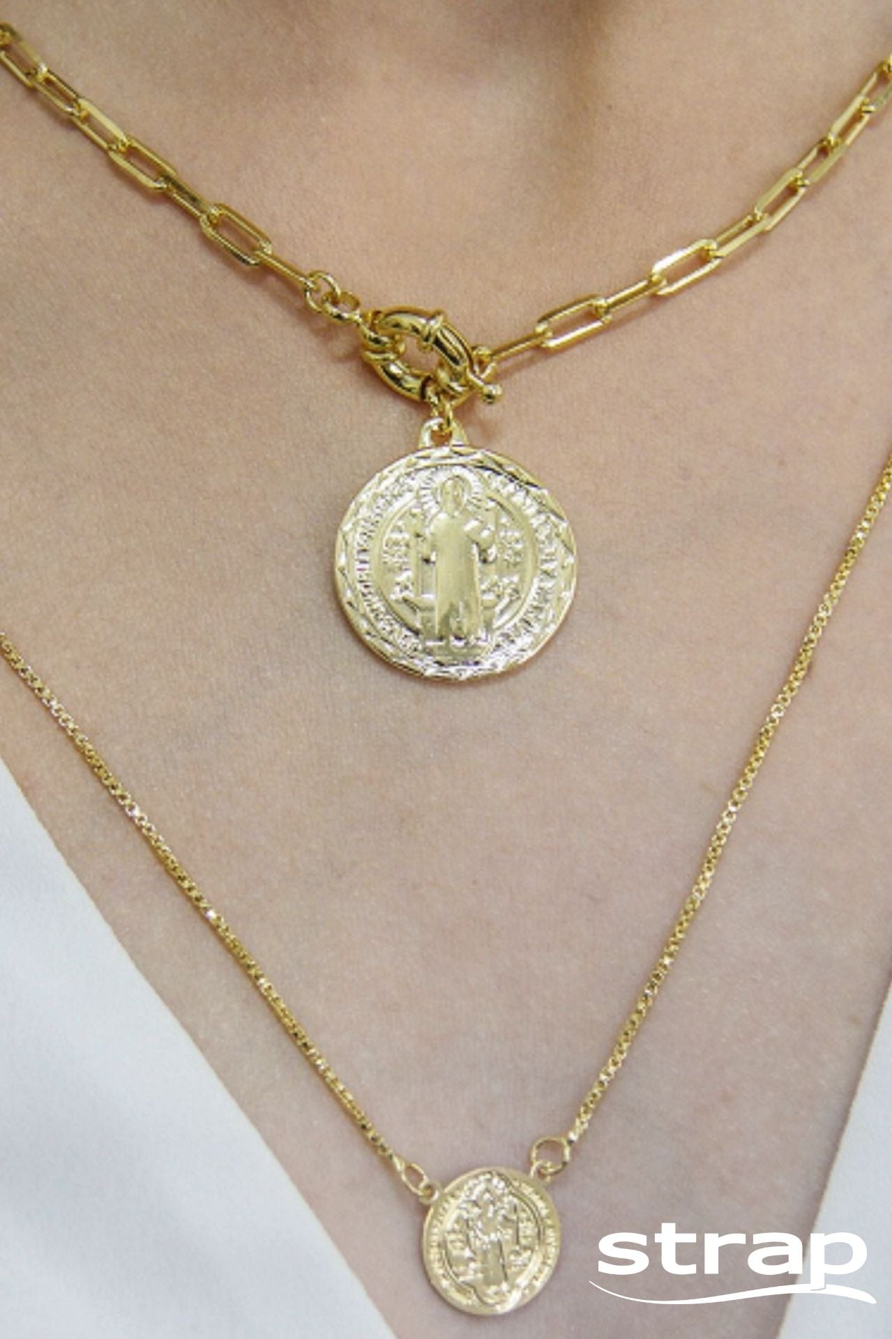 COLAR FECHO BOIA E MEDALHA SÃO BENTO FOLHEADO A OURO 18K