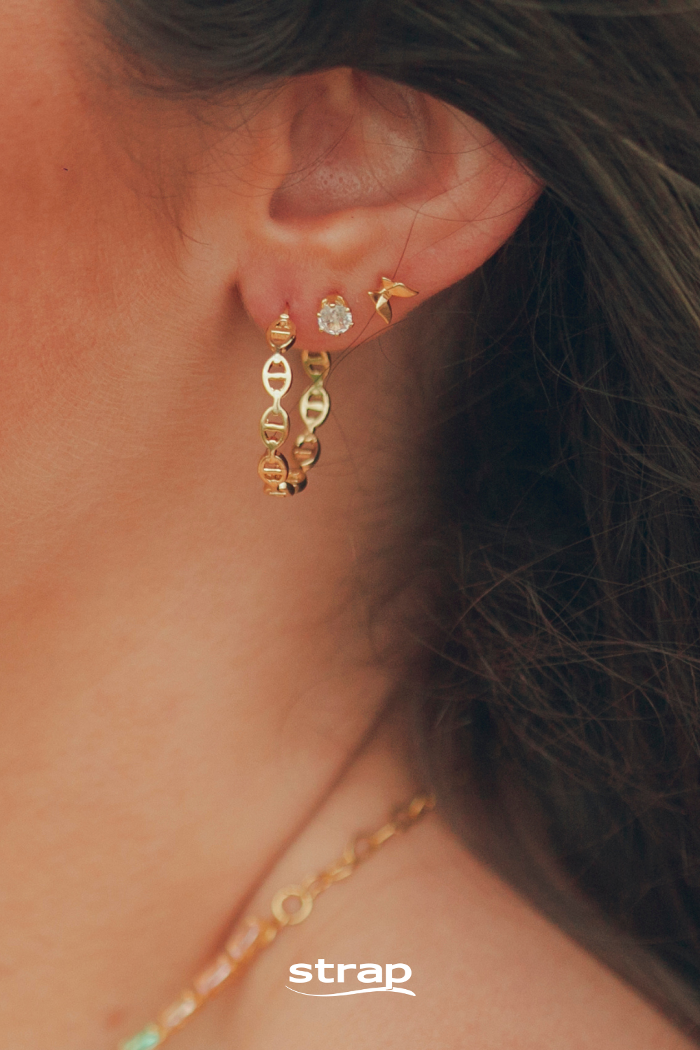 BRINCO DE ARGOLA ELOS FINOS FOLHEADA A OURO 18K