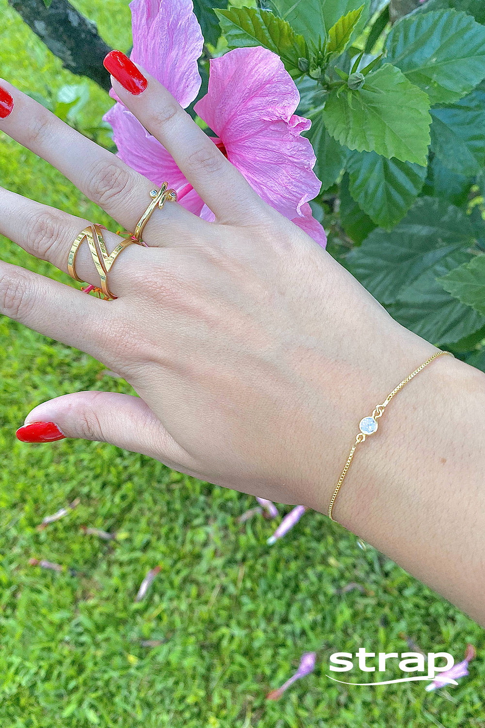 PULSEIRA REGULÁVEL COM ZIRCÔNIAS FOLHEADO A OURO 18K